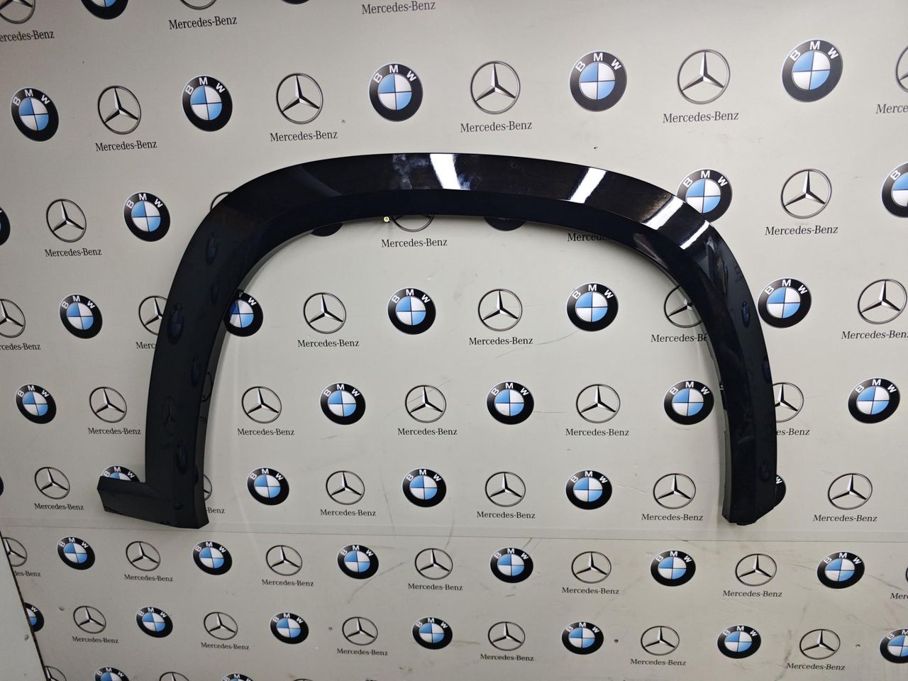 накладка колесной арки BMW XM G09 2023, 4.4 л., бензин, c5y, полный привод, 9450914