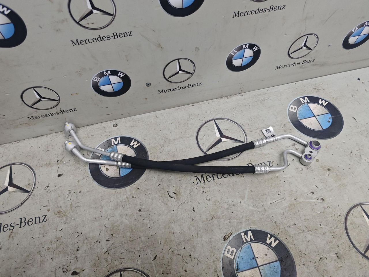 трубка кондиционера BMW XM G09 2023, 4.4 л., бензин, c5y, полный привод, 9872522