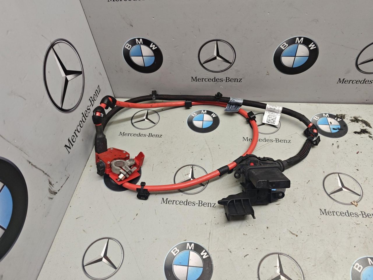 клемма аккумулятора плюс BMW X5 M F95 2021, 4.4 л., бензин, полный привод, 8796040, 8796039