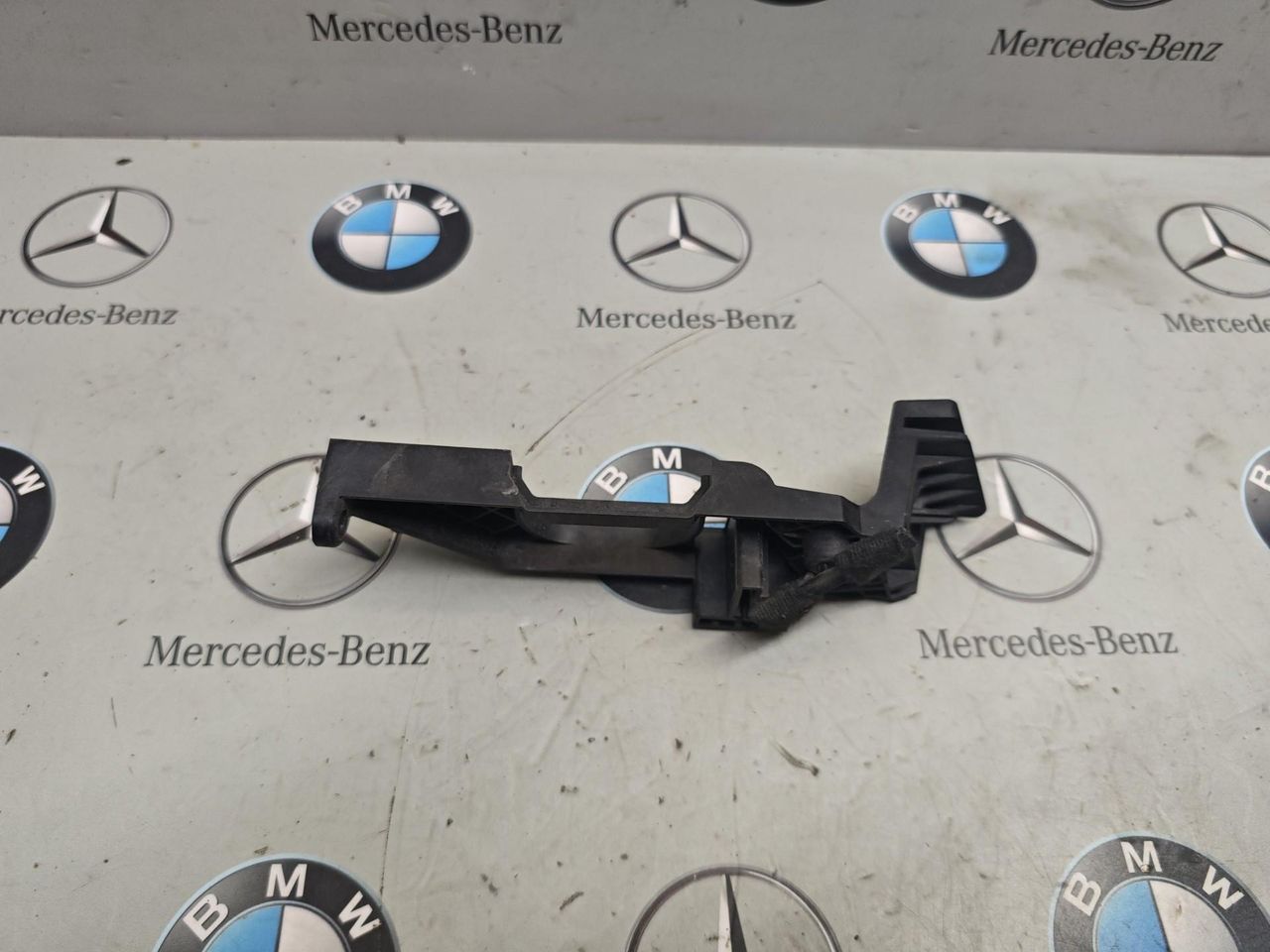 крепление фары правой BMW X5 F15 2015, 3.0 л., дизель