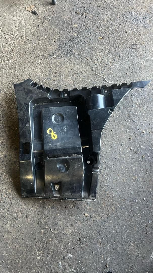 Крепление бампера заднего BMW 6 серия F06/F12/F13 2014, 3.0 л., бензин, 7223166
