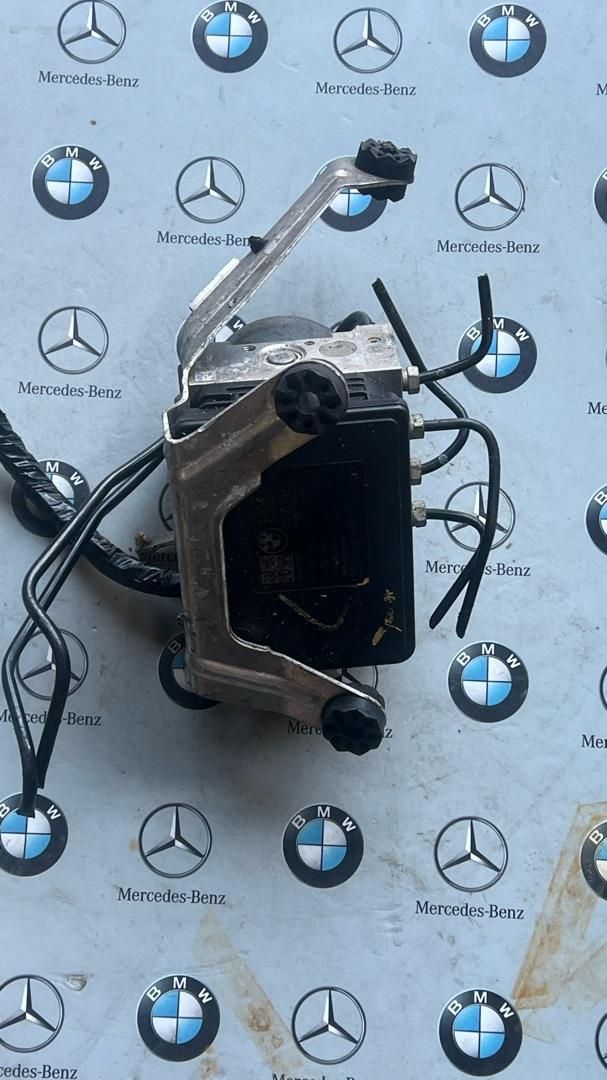 блок ABS BMW i3 L01 2015, 6872314