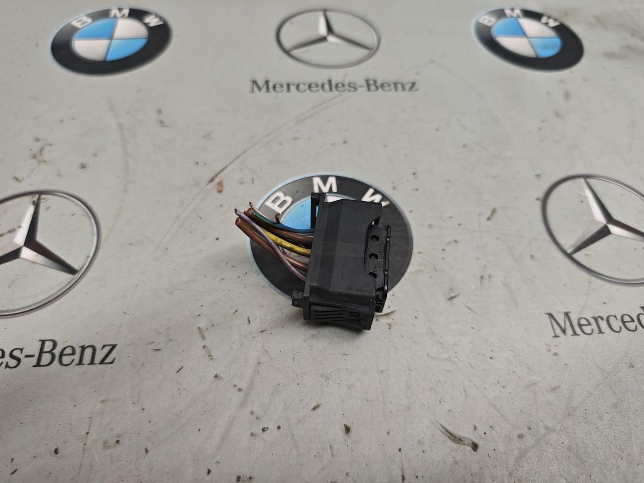 разъем (фишка) проводки BMW X5 F15 2015, 3.0 л., дизель, 6925638
