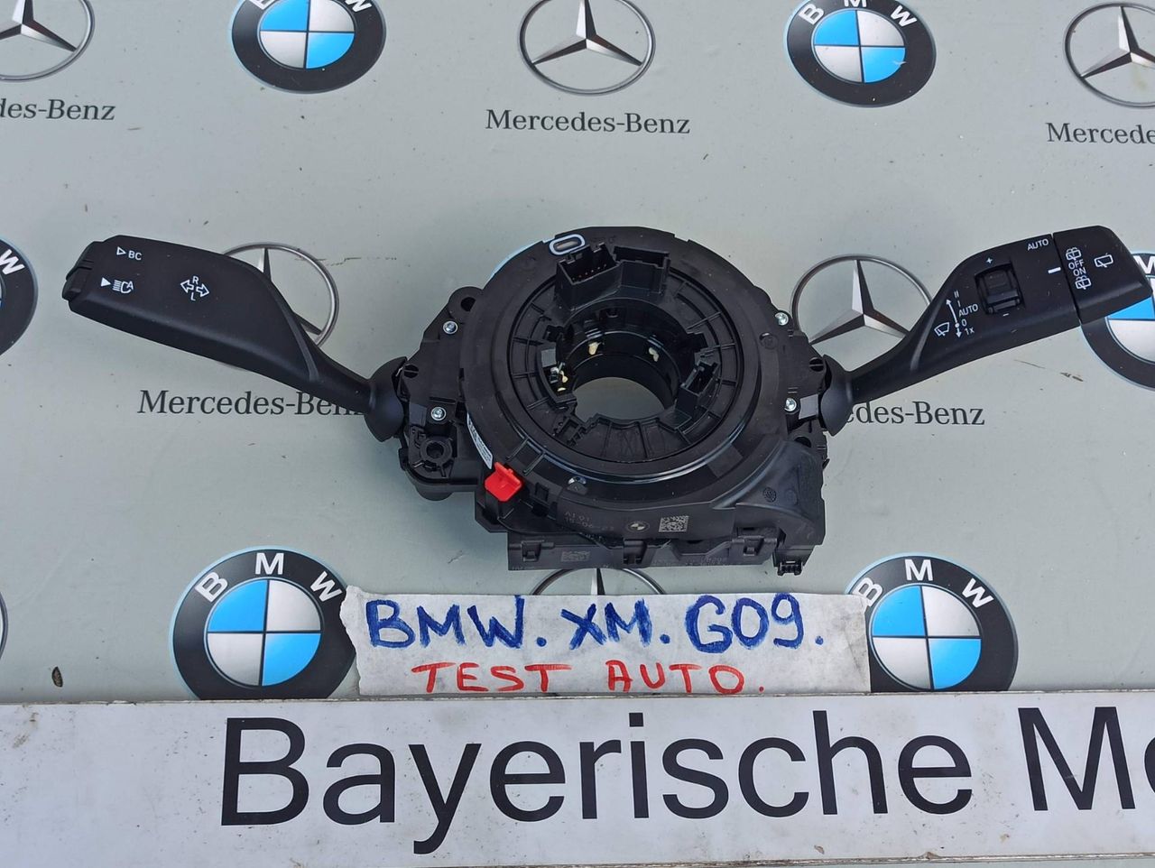 переключатель подрулевой (стрекоза) BMW XM G09 2023, 4.4 л., бензин, электро, c5y