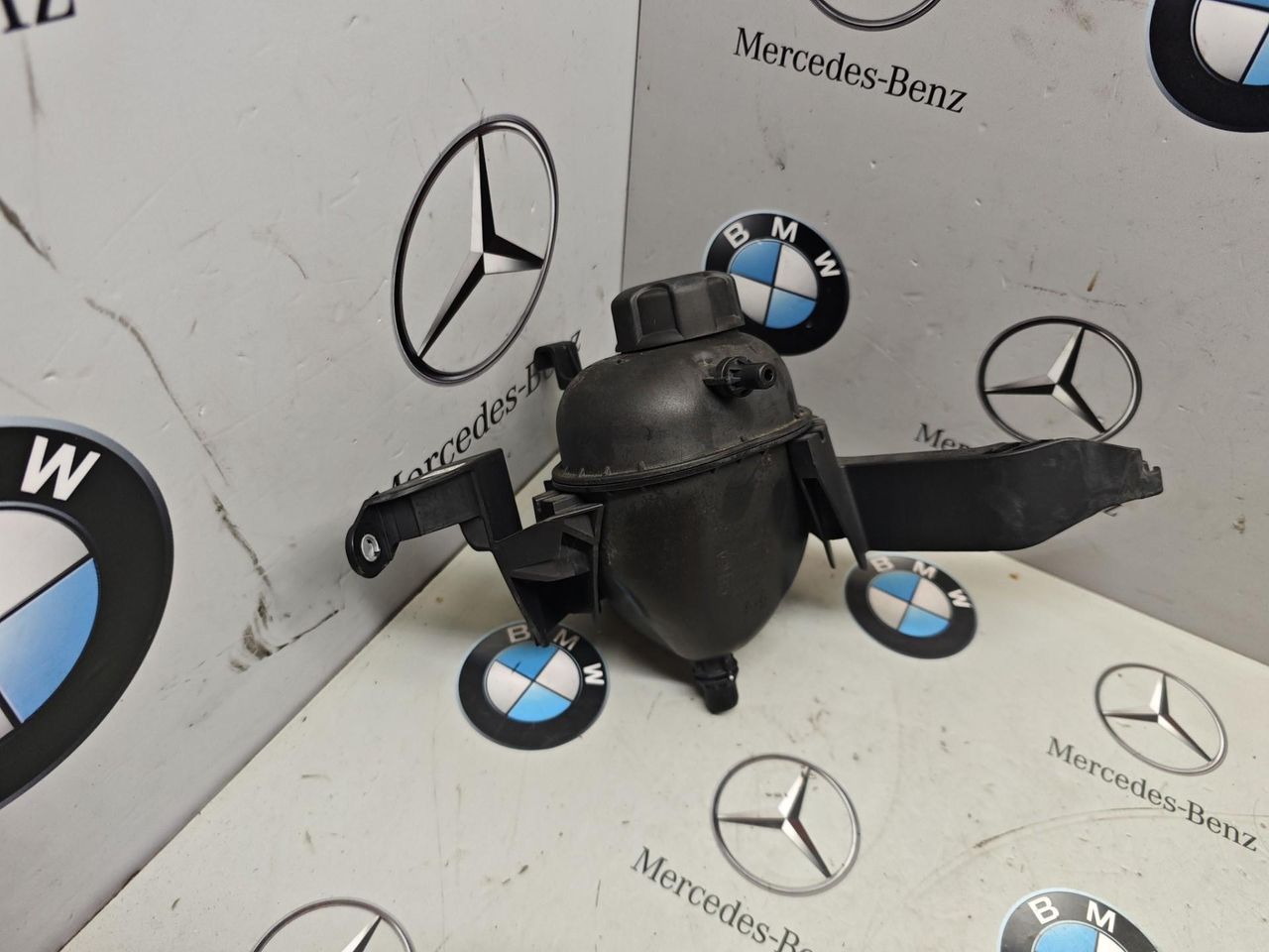 бачок расширительный BMW XM G09 2023, 4.4 л., бензин, c5y, полный привод, 8610661