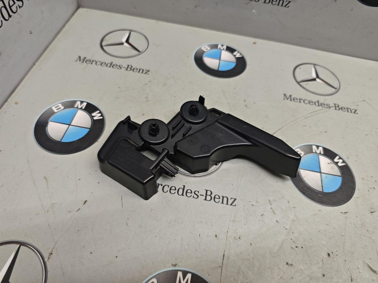 Крепление бампера переднего BMW XM G09 2023, 4.4 л., бензин, c5y, полный привод, 5A07DF2