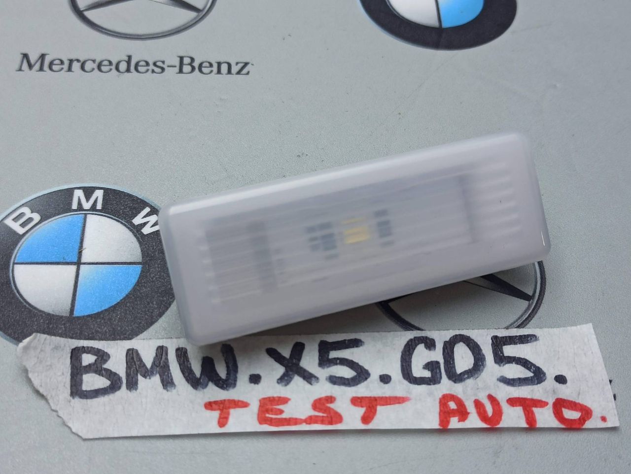 фонарь салона (плафон) BMW X5 G05 [рестайлинг] 2023, 4.4 л., S68B44A, бензин, c4p, 9313574