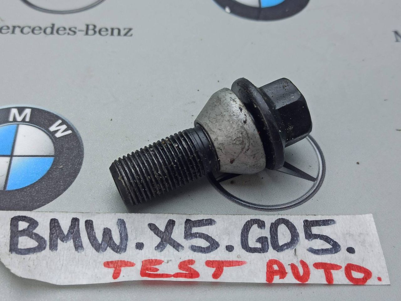 болт колесный BMW X5 G05 [рестайлинг] 2023, 4.4 л., S68B44A, бензин, c4p