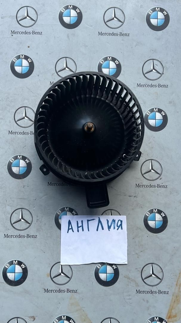 моторчик печки BMW X7 G07 [рестайлинг] 2023, 4.4 л., бензин, a96, полный привод, правый руль