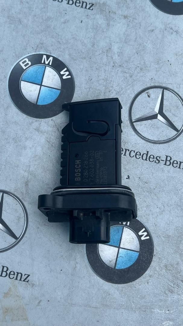 расходомер воздуха BMW 2 серия Active Tourer F45 2014, 1.5 л., B38 A15 A, бензин - фото №1