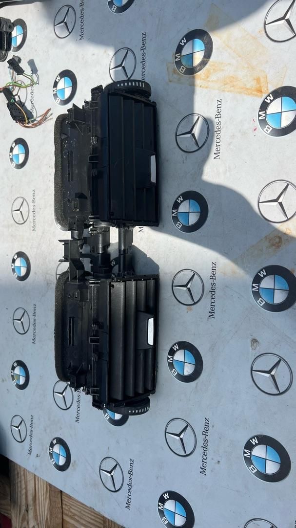 дефлектор обдува салона BMW 4 серия F32/F33/F36 2014, 2.0 л., бензин - фото №1