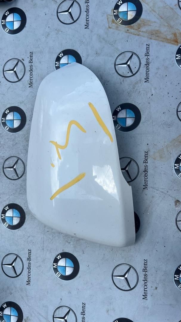 накладка на зеркало BMW 2 серия Active Tourer F45 2014, 1.5 л., B38 A15 A, бензин, 7372131 - фото №1