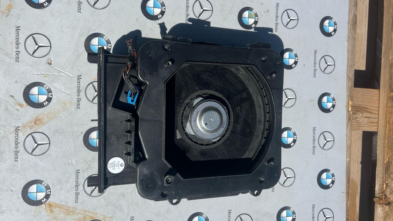 сабвуфер BMW 2 серия Active Tourer F45 2015, 1.5 л., B38 A15 A, бензин, 9275995