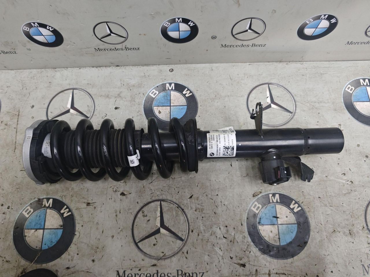 амортизатор передний левый BMW XM G09 2023, 4.4 л., бензин, c5y, полный привод, 5A3AE91