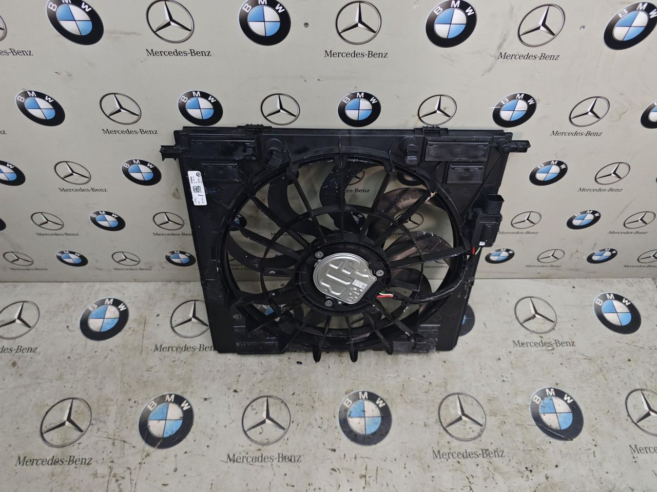 вентилятор радиатора BMW X3 G01 [рестайлинг] 2023, 2.0 л., бензин, a300, 8487636, 8686170
