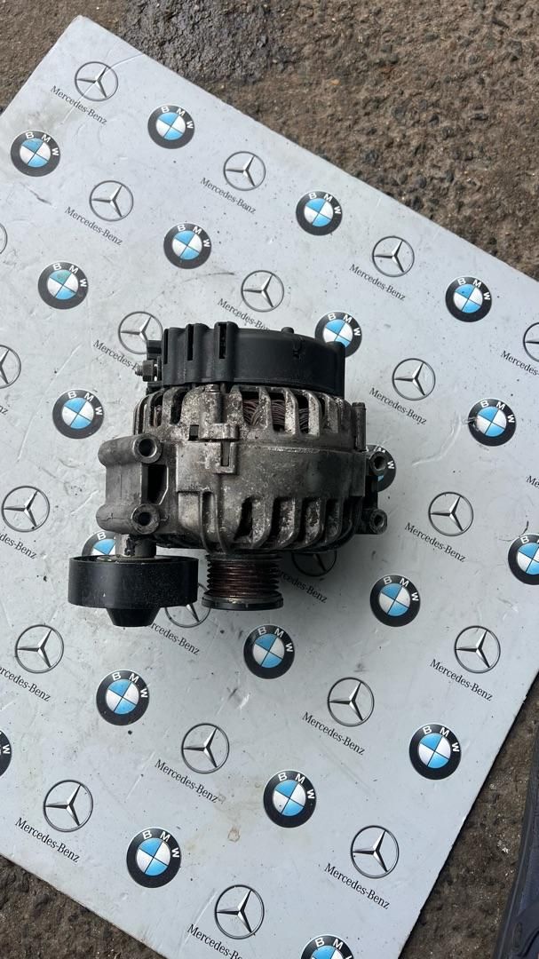 генератор BMW 5 серия E60/E61 2005, 2.5 л., N52 B25, бензин, 7521178