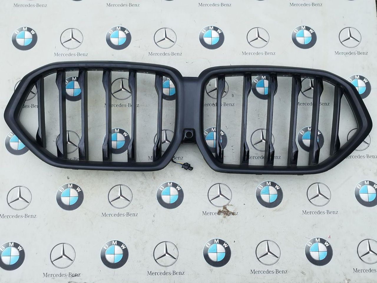 решетка радиатора BMW X6 G06 [рестайлинг] 2023, 4.0 л., дизель, 416, 8085682, 5A2DF83