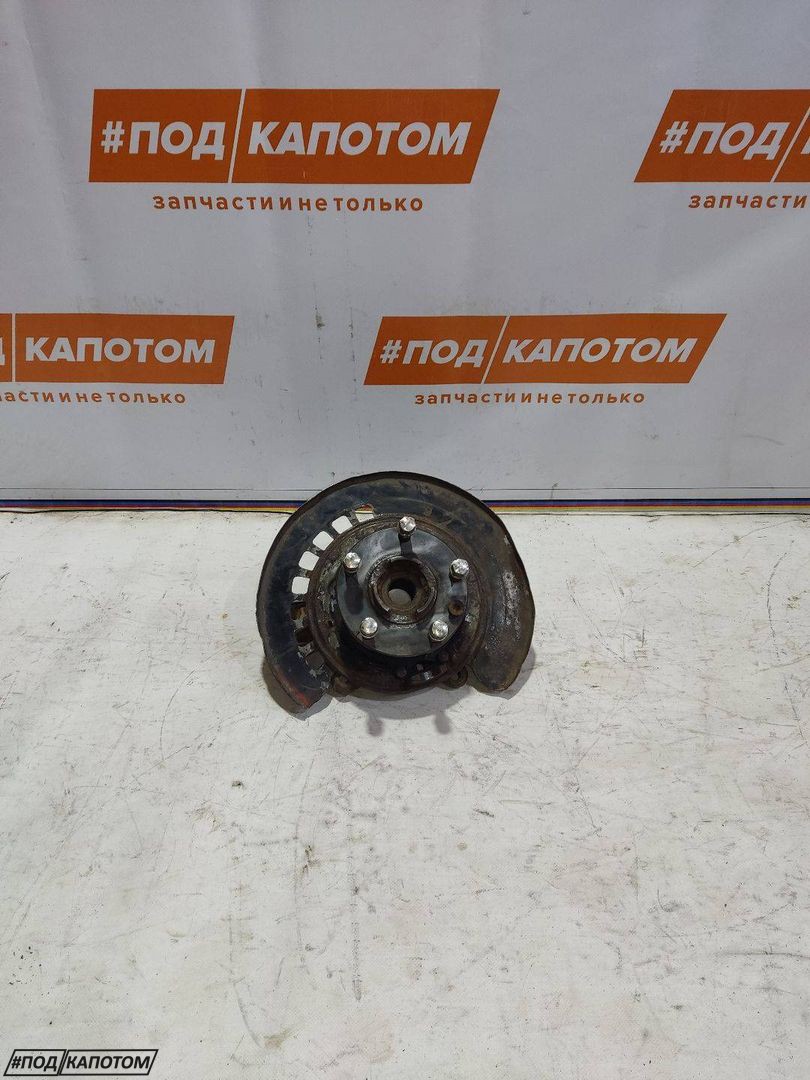 кулак задний левый Volkswagen Touareg 1 поколение 2003, 3.2 л., бензин, АКПП, внедорожник 5 дв., полный привод - фото №1
