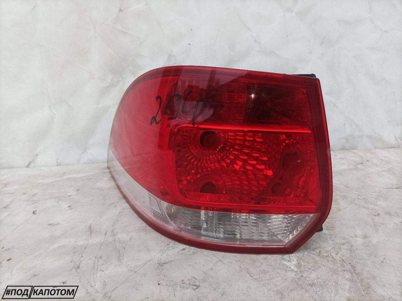 фонарь задний левый Volkswagen Golf 5 поколение 2009, 1.4 л., CAXA, бензин, робот, универсал, передний привод - фото №1