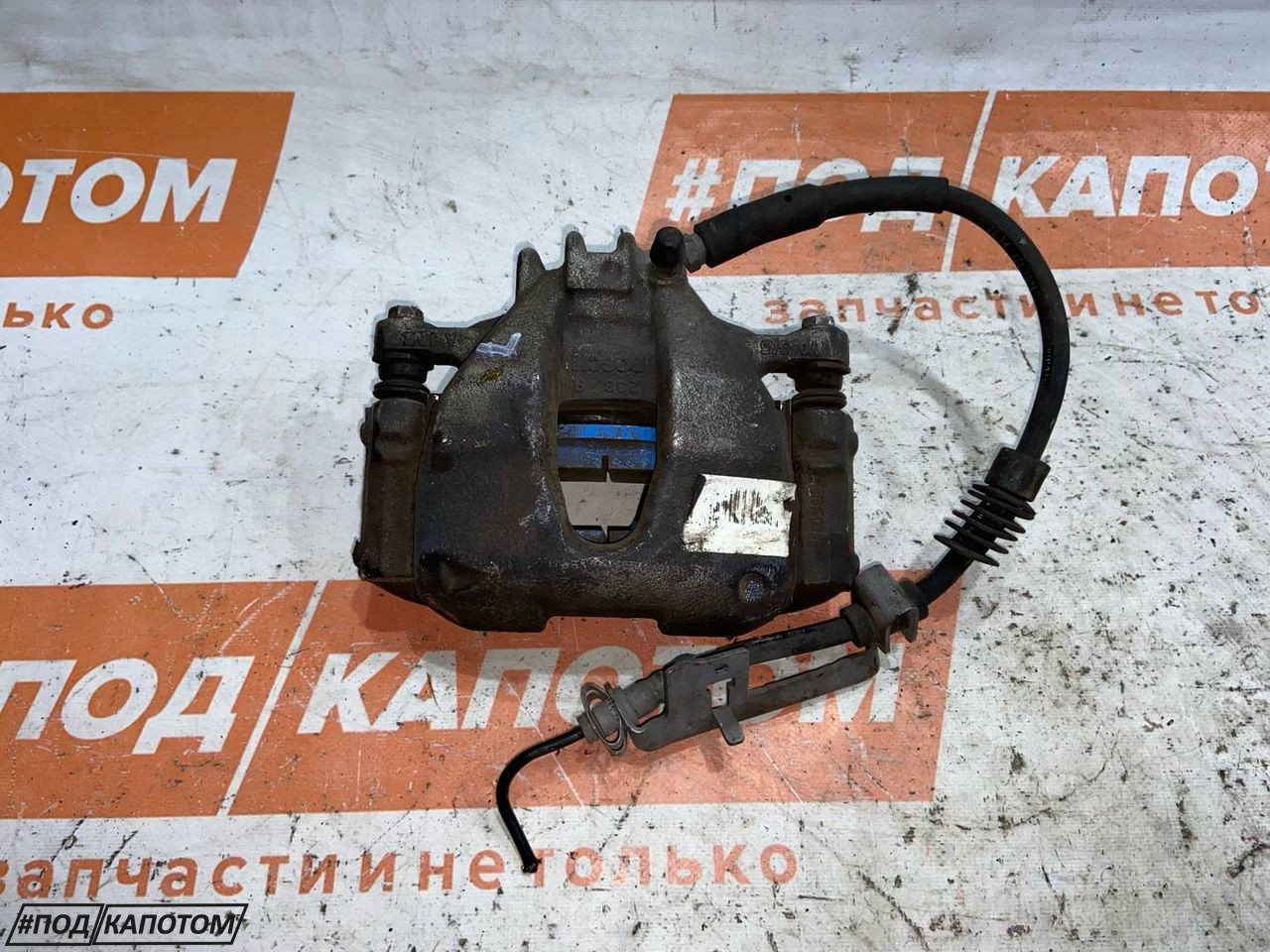 СУППОРТ перед. лев. Peugeot 308 T7 2010, 1.6 л., 5FT (EP6DT), бензин, АКПП, хетчбэк 3 дв., передний привод, 4401N8 - фото №1