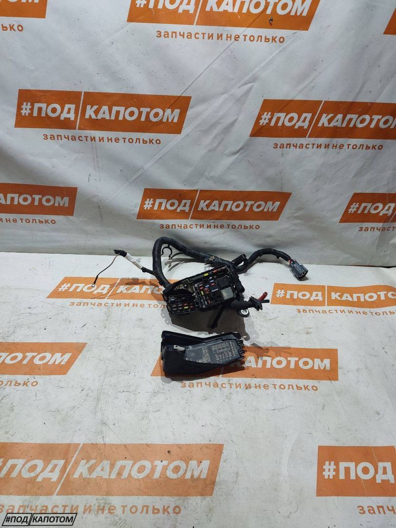 блок предохранителей Volvo S60 2 поколение 2011, 3.0 л., B 6304 T4, бензин, АКПП, 452, универсал, полный привод, 6G9T14A076MB, 30644652 - фото №1