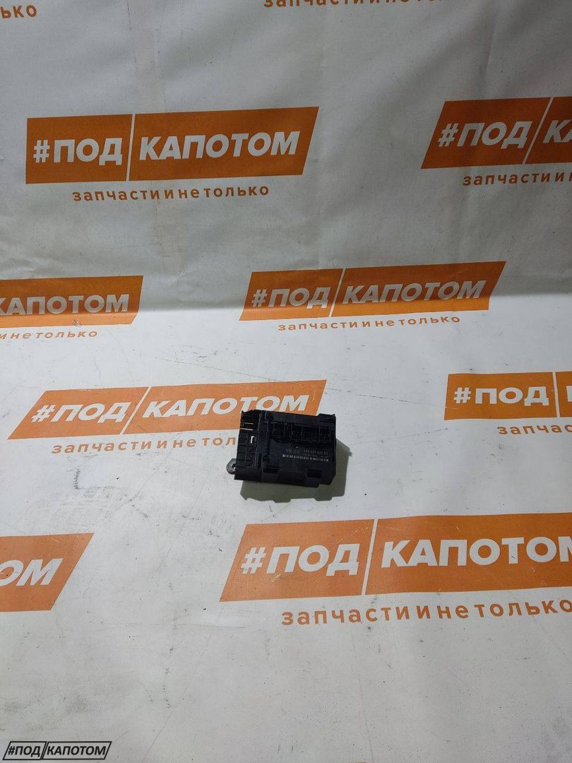 блок комфорта Volkswagen Tiguan 1 поколение 2009, 2.0 л., CAWB, бензин, АКПП, внедорожник 5 дв., полный привод, 1K0959433BT - фото №1