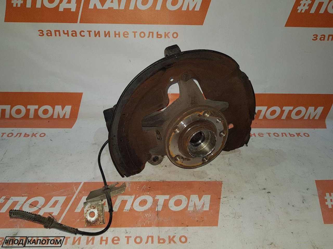 кулак поворотный левый Volvo S60 2 поколение 2012, 1.6 л., B 4164 T, бензин, АКПП, 426, седан, передний привод - фото №1