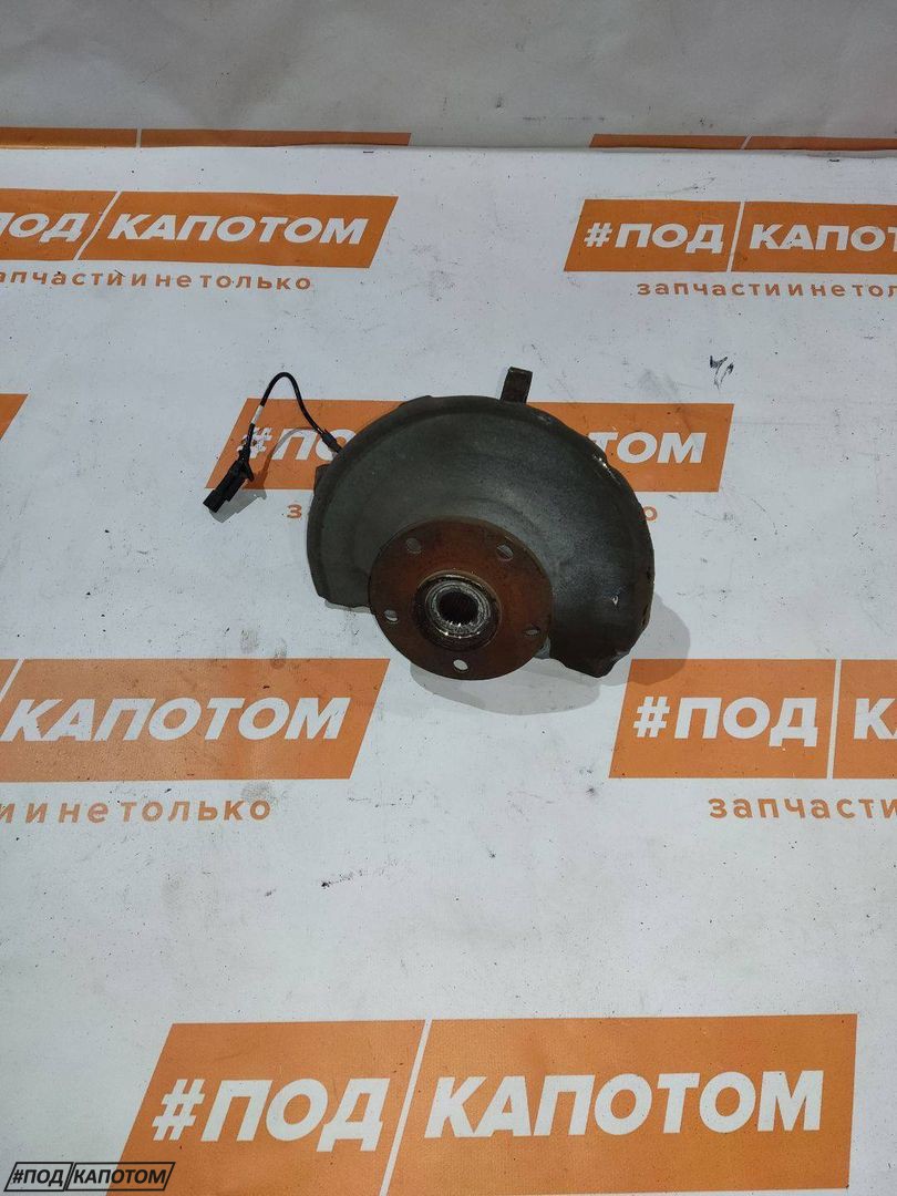 кулак поворотный левый Mitsubishi Lancer 10 поколение 2010, 2.0 л., 4B11, бензин, АКПП, x42b, седан, передний привод - фото №1