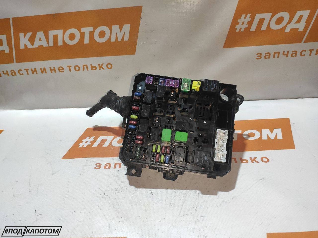 блок предохранителей Mitsubishi Lancer 10 поколение 2008, 2.0 л., 4B11, бензин, МКПП, p26b, седан, передний привод, PR061-02000 - фото №1