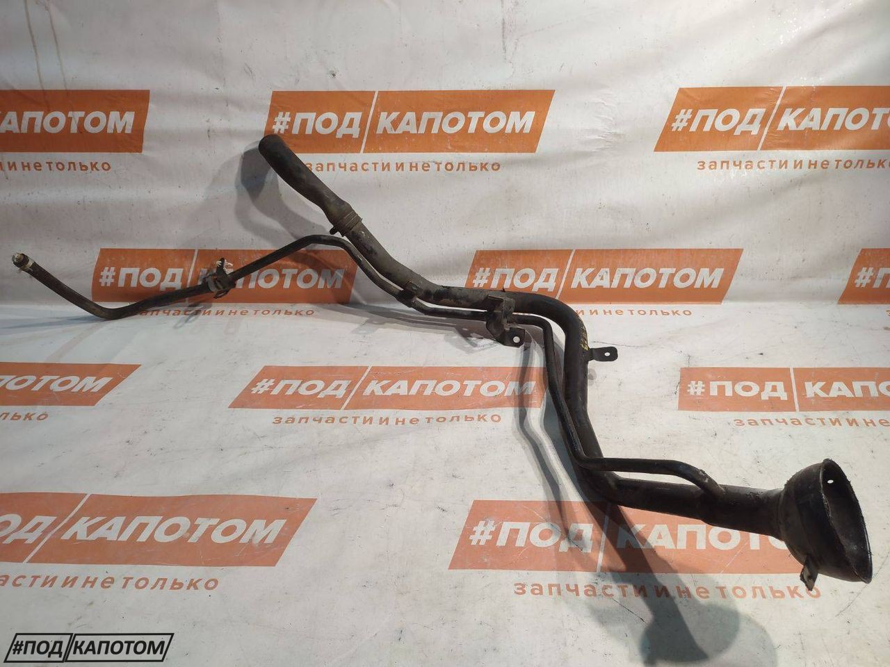 горловина топливного бака Nissan X-Trail T32 2016, 2.5 л., QR25DE, бензин, АКПП, qab, внедорожник 5 дв., передний привод - фото №1