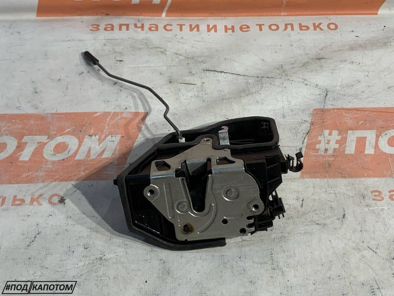 замок двери передней левой BMW X5 E70 2007, 3.0 л., N52 B30 AF, бензин, АКПП, 475, внедорожник 5 дв., полный привод, 51217202145 - фото №1