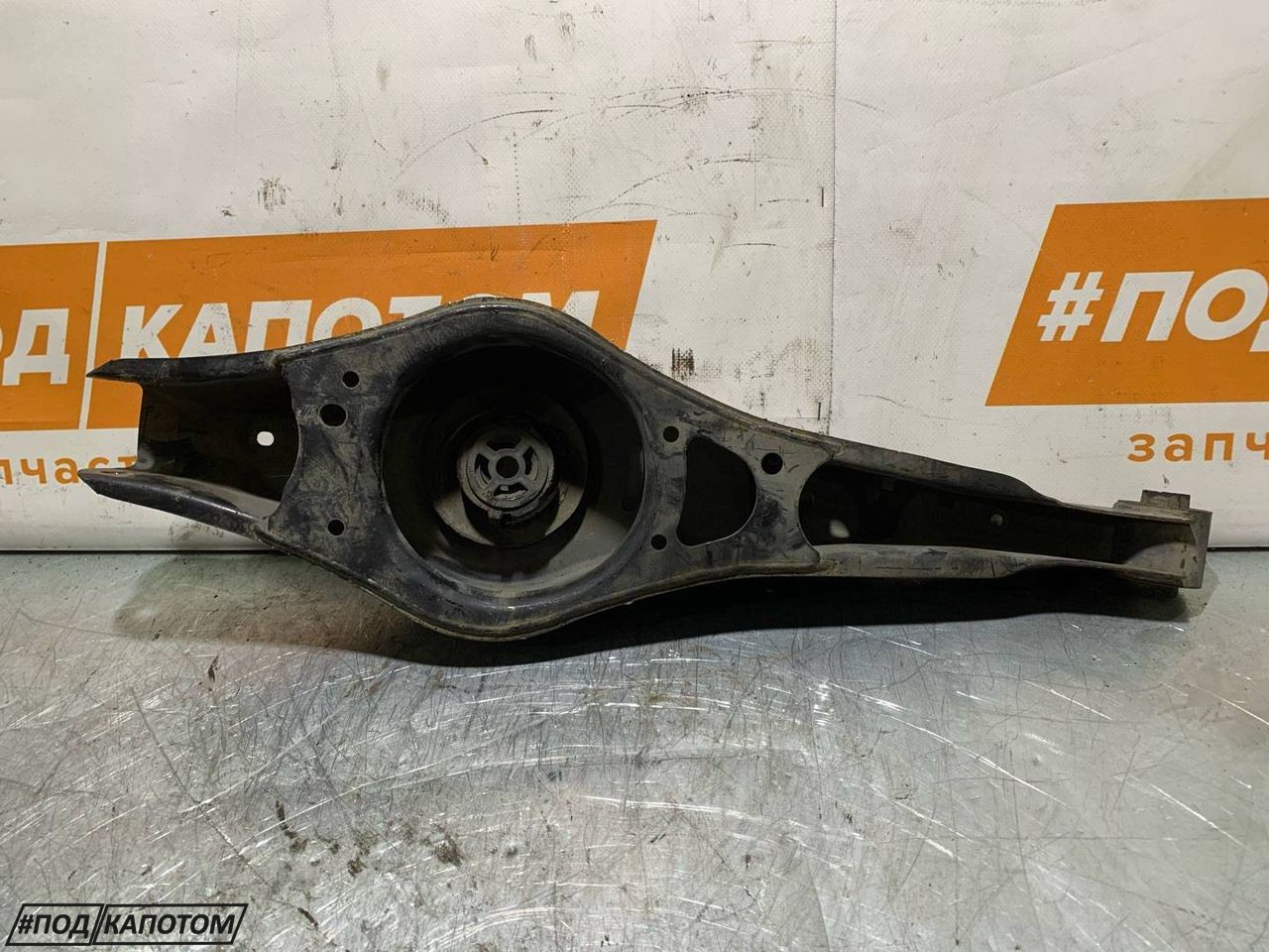 рычаг задний Volkswagen Passat B6 2006, 2.0 л., BVY, бензин, АКПП, 8e / a7w, универсал, передний привод - фото №1