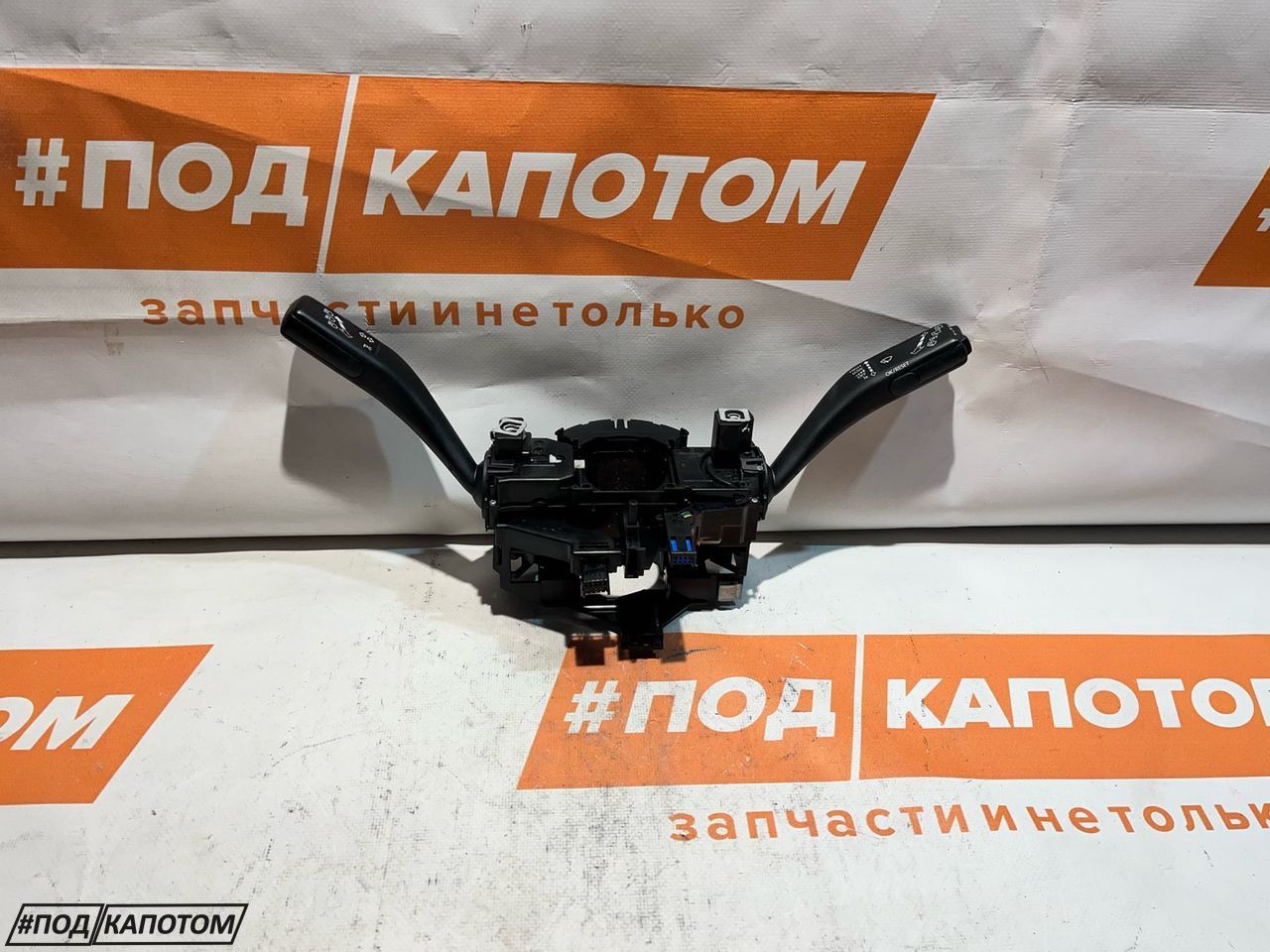 переключатель подрулевой (стрекоза) Volkswagen Tiguan 1 поколение 2008, 2.0 л., CAWA, бензин, АКПП, 1K0953503HS - фото №1