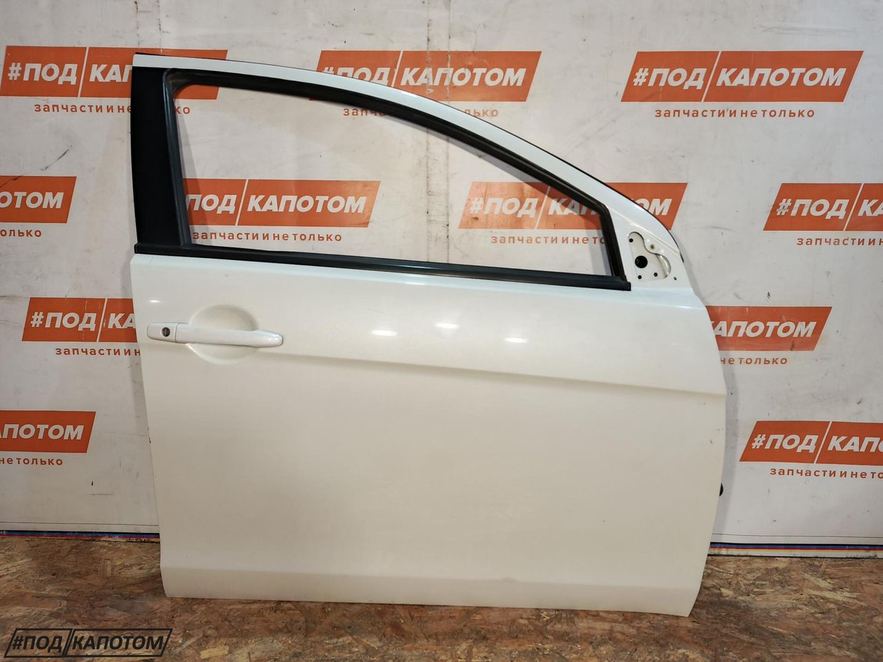 дверь передняя правая Mitsubishi Lancer 10 поколение 2008, 2.0 л., 4B11, бензин, МКПП, седан - фото №1