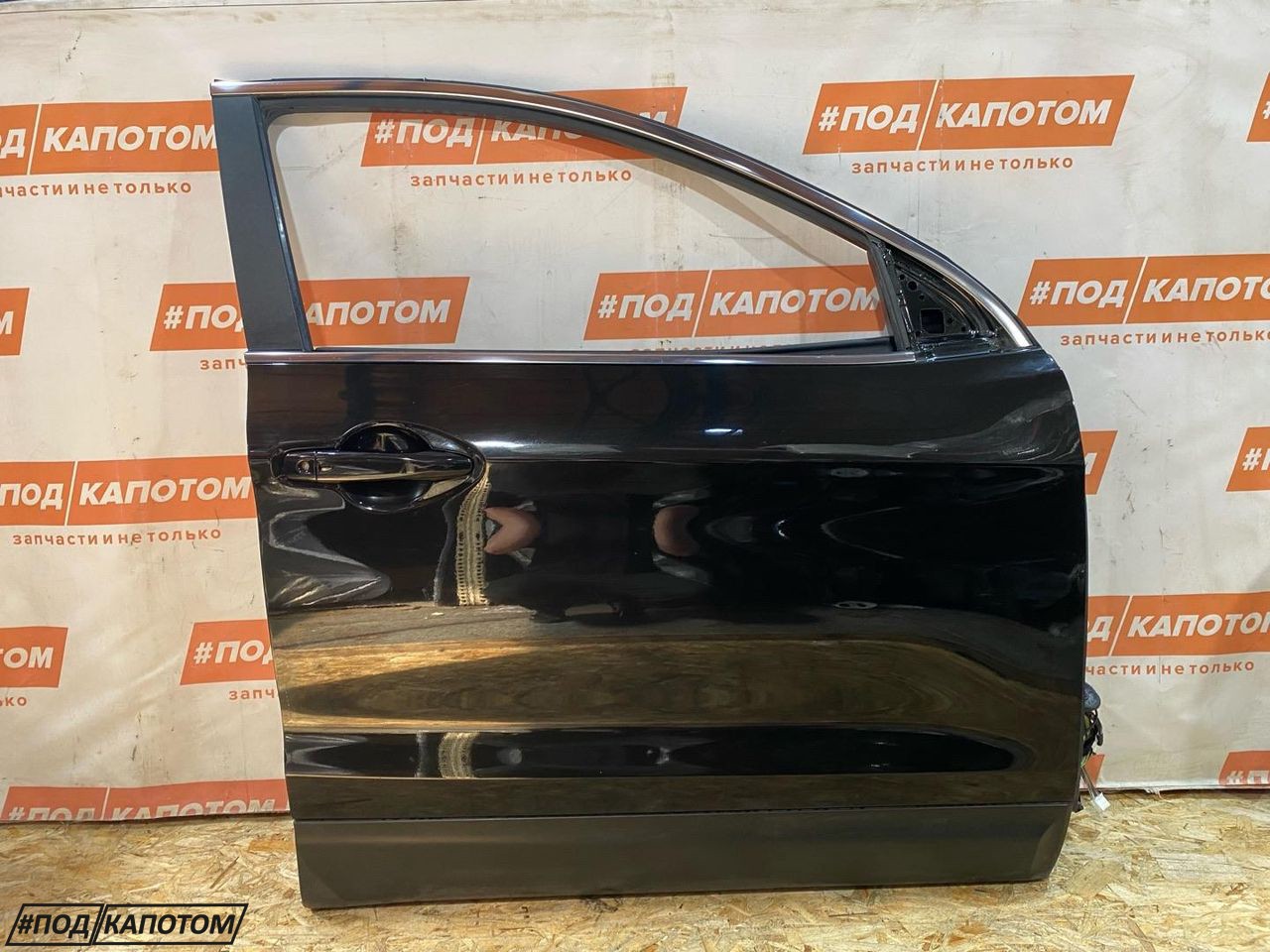 дверь передняя правая Nissan Qashqai 2 поколение 2014, 2.0 л., MR20DD, бензин, АКПП, внедорожник 5 дв. - фото №1
