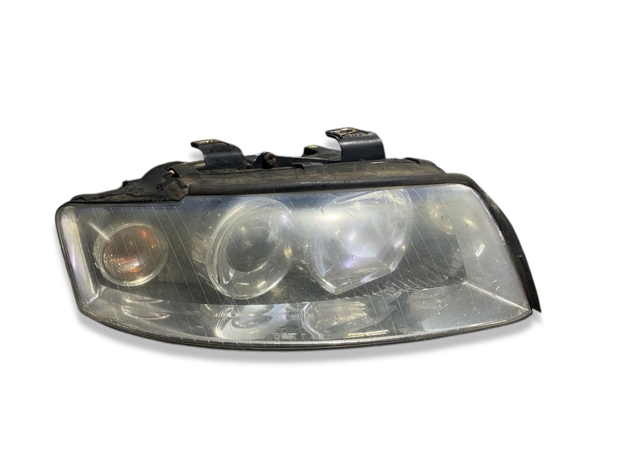 фара правая Audi A4 B6 2003, 1.9 л., AVB, дизель, 5МКПП, kristallblau / ly7r, универсал, передний привод, правый руль, 8E0941004G