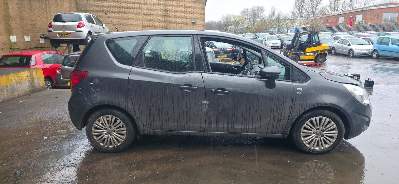 Opel Meriva 2  (B) 2011