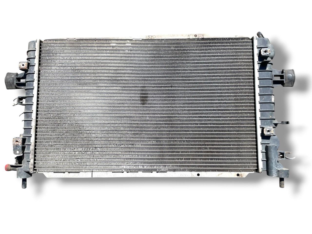 радиатор (основной) Opel Zafira 2 поколение (B) (2005 - 2008), 2.0 л., Z 20 LER, бензин, МКПП, минивэн, 13129047 - фото №1