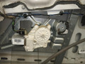 стеклоподъемник передний правый Mercedes-Benz Sprinter 2 поколение (W906) 2007, 2.1 л., CDi, OM 646.985, дизель, 6МКПП, arktikweiss / 9147, микроавтобус, задний привод, правый руль