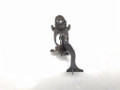 замок капота Mercedes-Benz E-Класс W210/S210 1998, 3.0 л., TD, OM 606.962, дизель, АКПП, зелёный, 257u, седан, задний привод, правый руль, A2108800360 - фото №2