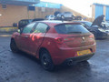 спойлер Alfa Romeo Giulietta 3 поколение 2013, 1.4 л., Ti, 940 A2.000, бензин, 6МКПП, rosso alfa / 289/a, хетчбэк 5 дв., передний привод, правый руль, 156085714 - фото №4