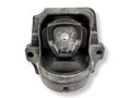 подушка крепления двигателя Audi Q5 8R 2010, 2.0 л., TDi, CGLB, дизель, 6МКПП, quarzgrau / ly7g, внедорожник 5 дв., полный привод, правый руль, 8R0199381