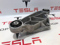 кронштейн двигателя Tesla Model S 1 поколение [2-й рестайлинг] 2021, 1566882-01-B, 1566880-01-B - фото №2