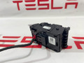 блок управления стеклоподъемниками Tesla Model 3 1 поколение 2019, 1081037-01-E - фото №3