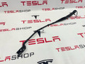 щеткодержатель (поводок стеклоочистителя, дворник) Tesla Model S 1 поколение [2-й рестайлинг] (2021 - 2026), 1562221-00-A, 1562217-00-A - фото №4