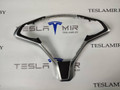 Корпус декоративный подушки безопасности (руля) водителя Tesla Model 3 1 поколение 2021, 2463292, 2463293, 1096973-00 - фото №2
