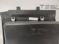 Ниша (полка под монитором) Tesla Model S 1 поколение [рестайлинг] 2018, 1045057-00, 1045059-00, 1045058-00 - фото №3