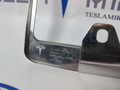 Рамка номерного знака задний Tesla Model Y 1 поколение 2021, 1703856-00, 1519983-00 - фото №2