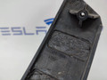 Кронштейн крепления фары противотуманной левый Tesla Model S 1 поколение [рестайлинг] 2017, 1059979-00 - фото №3