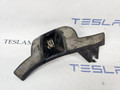 Кронштейн крепления переднего бампера и птф левый нижний Tesla Model S 1 поколение [рестайлинг] 2017, 1074903-00, 1071939-00 - фото №2